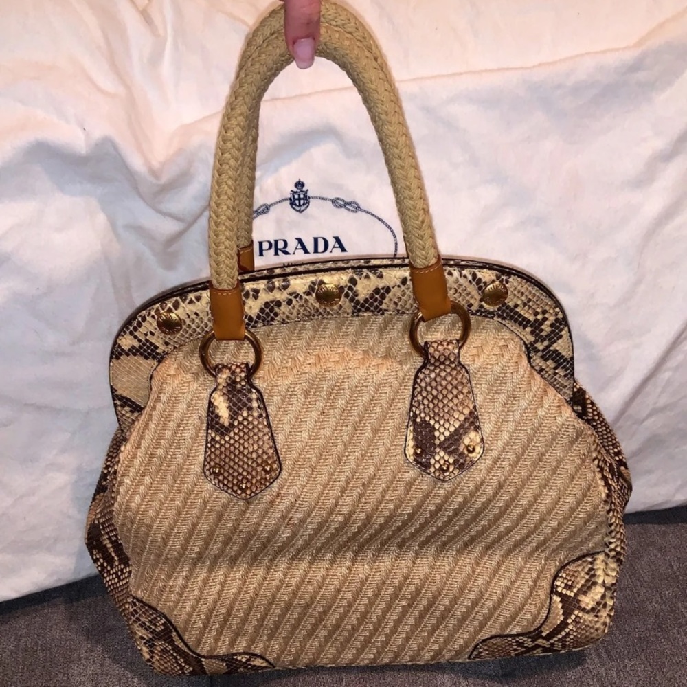 💯Authentic Prada Python Paglia Raffia Style Purse - Picture 4 of 14